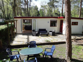 Chalet Hoenderloo Den